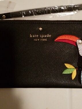 Kate Spade wristlet
